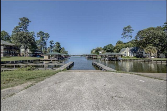 351 Red Clover, Livingston, TX 77351