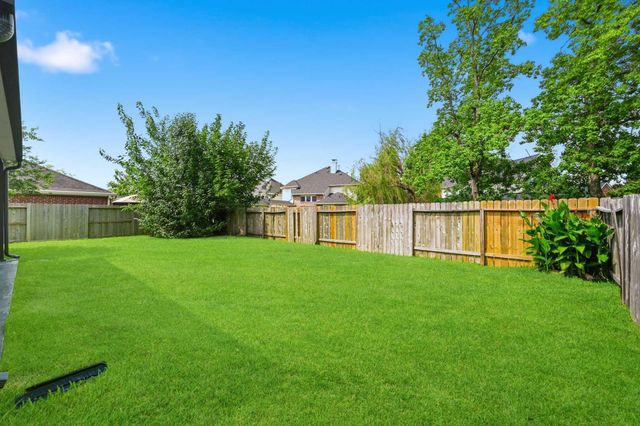 25615 Crisp Spring Lane, Spring, TX 77373
