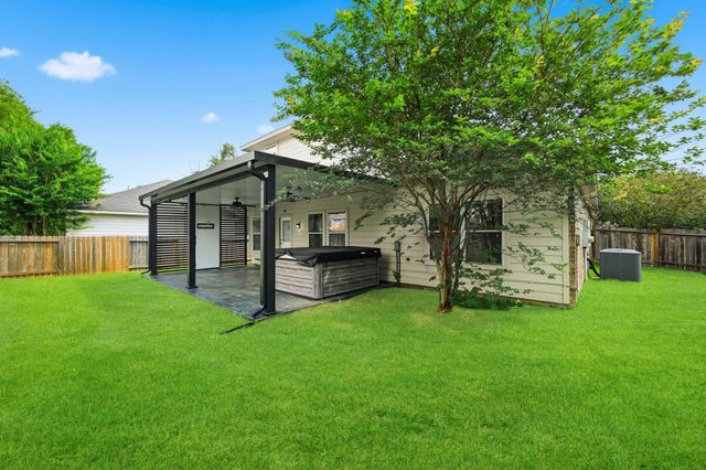 25615 Crisp Spring Lane, Spring, TX 77373
