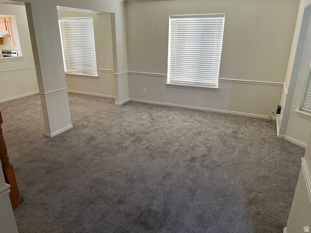 Image 6 of property listing at 310 W SPRING PKWY, Providence, UT 84332