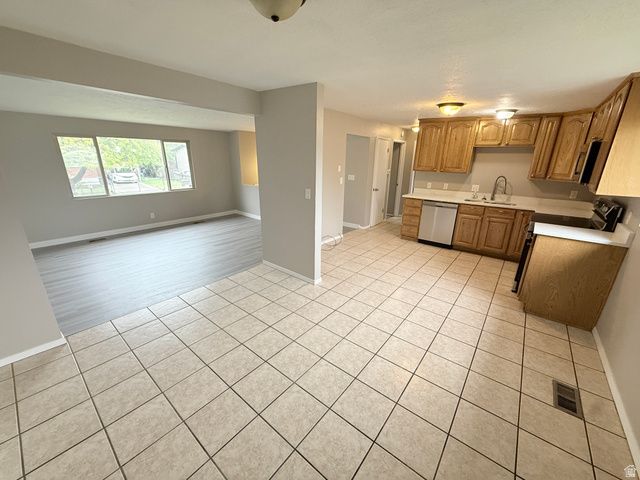 459 N DOROTHEA WAY, Salt Lake City, UT 84116