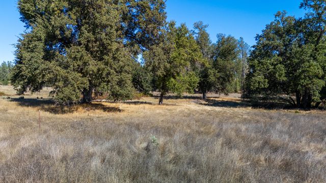 00 Honeybee Road, Redding, CA 96001
