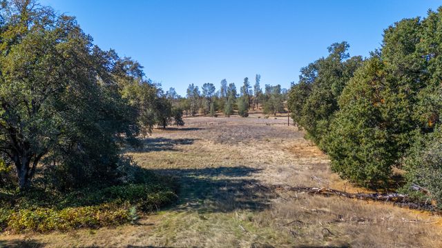 00 Honeybee Road, Redding, CA 96001