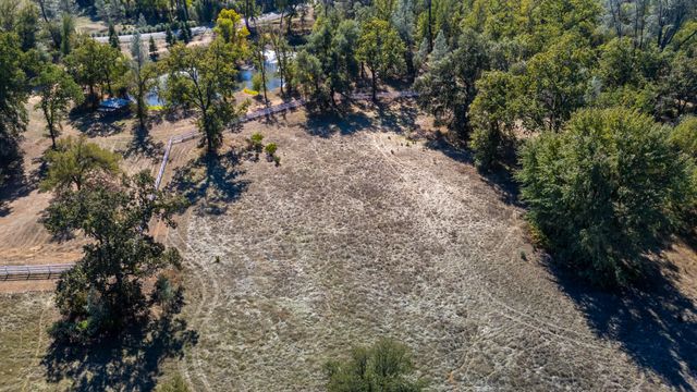 00 Honeybee Road, Redding, CA 96001