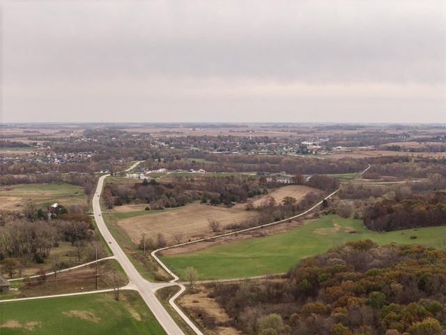 Oak Meadow Lot #24, Solon, IA 52333