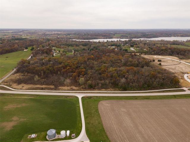 Oak Meadow Lot #24, Solon, IA 52333