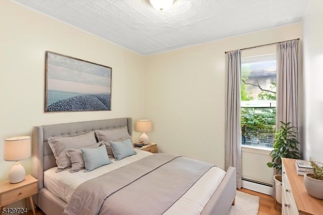 11 Sunset Ave, Newark City, NJ 07106