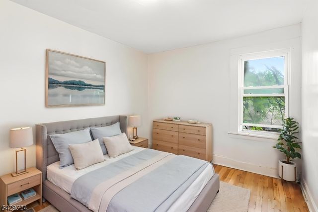 11 Sunset Ave, Newark City, NJ 07106