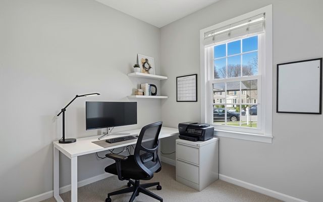 61 Hillando Dr, Shrewsbury, MA 01545