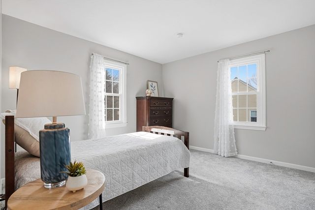 61 Hillando Dr, Shrewsbury, MA 01545