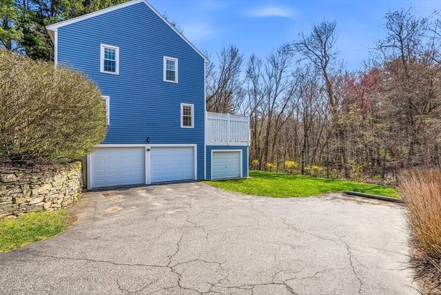 61 Hillando Dr, Shrewsbury, MA 01545