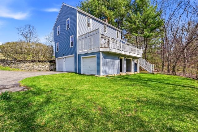 61 Hillando Dr, Shrewsbury, MA 01545