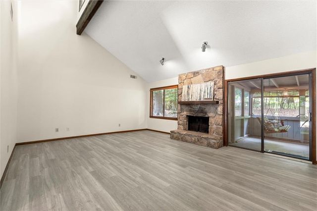 20 Sweetwood Court, Roswell, GA 30076