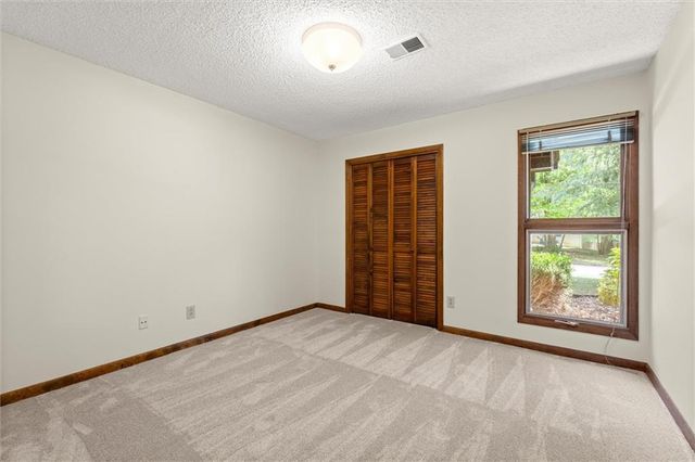 20 Sweetwood Court, Roswell, GA 30076
