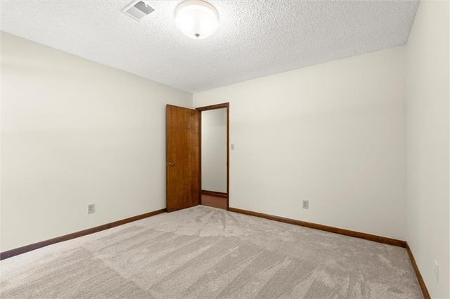 20 Sweetwood Court, Roswell, GA 30076