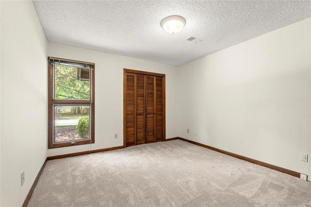 20 Sweetwood Court, Roswell, GA 30076
