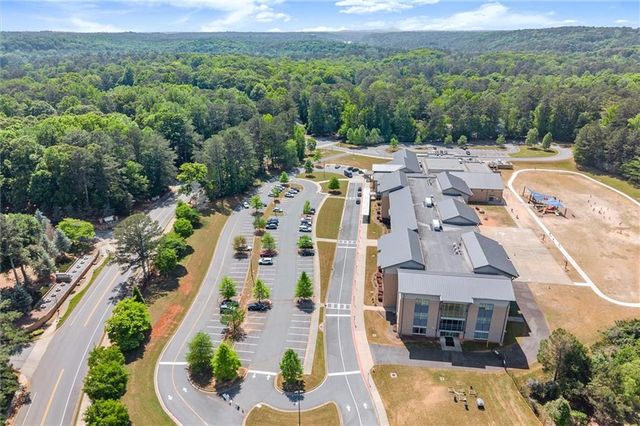 20 Sweetwood Court, Roswell, GA 30076