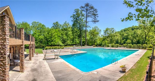 20 Sweetwood Court, Roswell, GA 30076