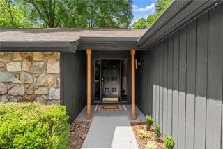 20 Sweetwood Court, Roswell, GA 30076