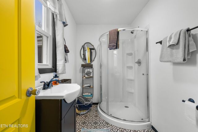 364 Jasmine Drive, Newport, TN 37821