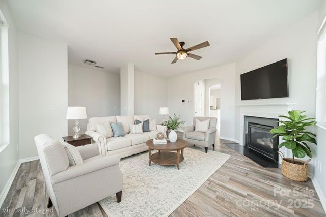 18426 W Catawba Avenue, Cornelius, NC 28031