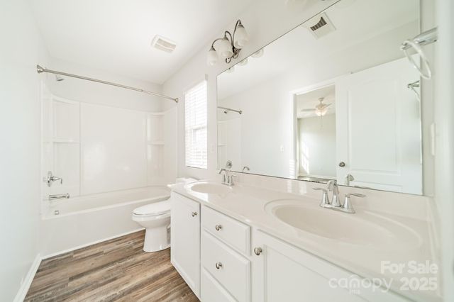 18426 W Catawba Avenue, Cornelius, NC 28031