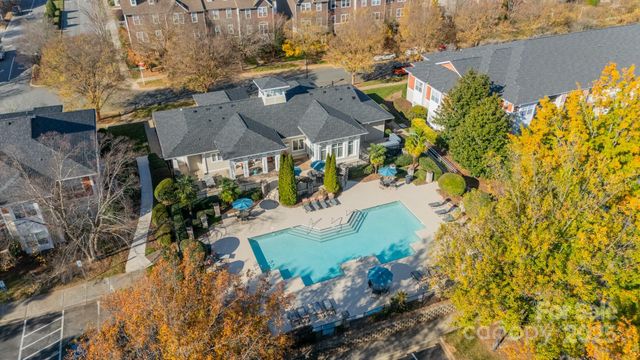 18426 W Catawba Avenue, Cornelius, NC 28031