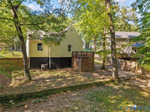 401 Grinell Dr, Chesterfield, VA 23236