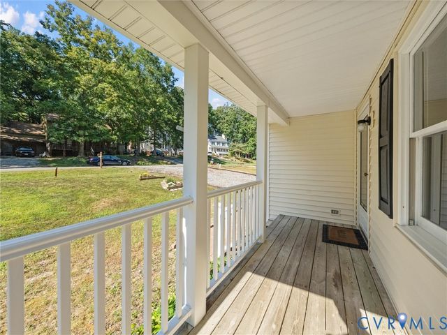 401 Grinell Dr, Chesterfield, VA 23236