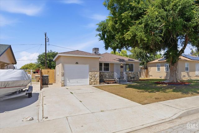 1813 N esther, Bakersfield, CA 93308