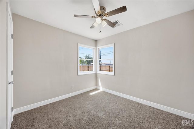 1813 N esther, Bakersfield, CA 93308
