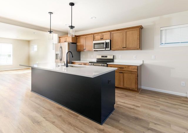 1748 Happy Trails Road, Verona, WI 53593