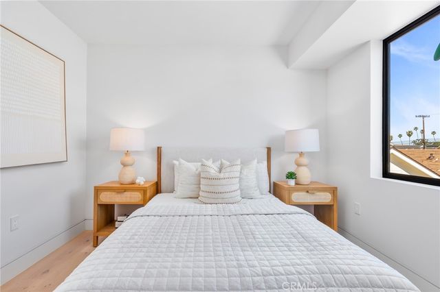 520 11th Street, Huntington Beach, CA 92648