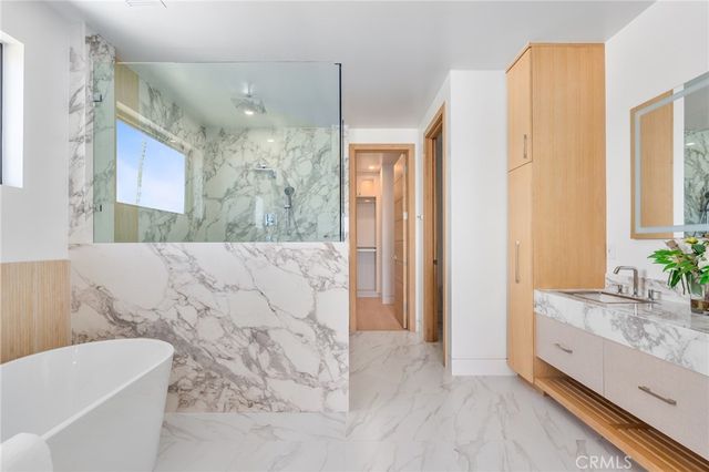 520 11th Street, Huntington Beach, CA 92648