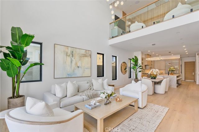 520 11th Street, Huntington Beach, CA 92648