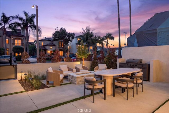 520 11th Street, Huntington Beach, CA 92648