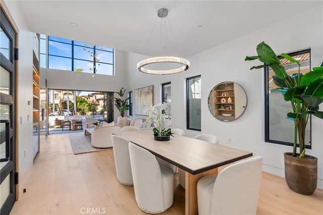 520 11th Street, Huntington Beach, CA 92648