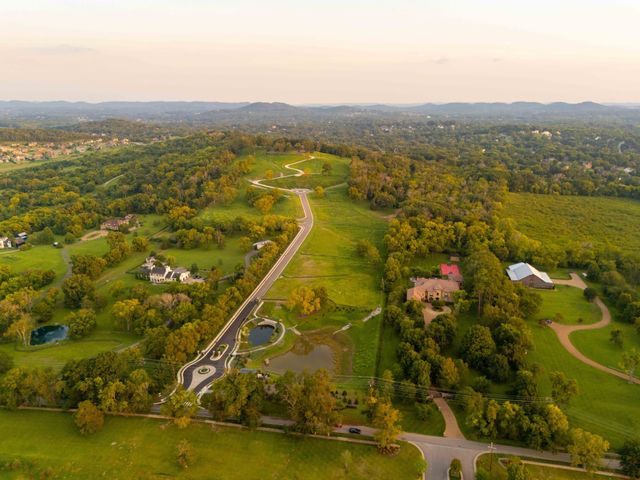 515 Cielo Dr, Brentwood, TN 37027