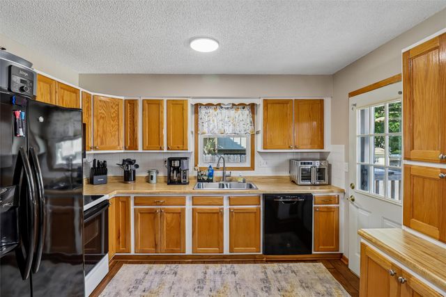 625 22nd Avenue SW, Altoona, IA 50009