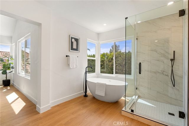 67 Pelican Court, Newport Beach, CA 92660