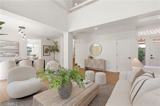 67 Pelican Court, Newport Beach, CA 92660