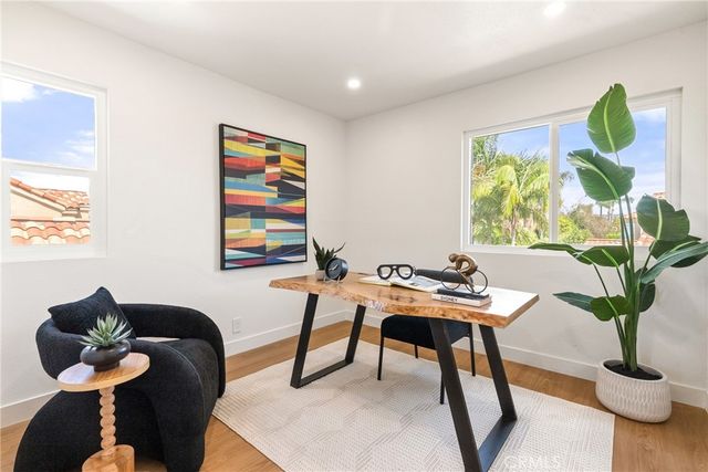 67 Pelican Court, Newport Beach, CA 92660