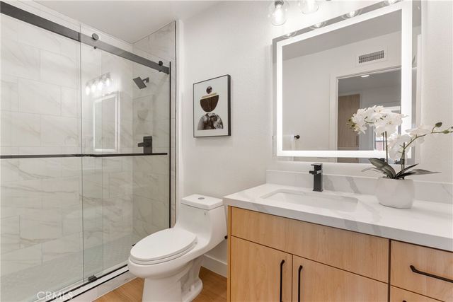 67 Pelican Court, Newport Beach, CA 92660