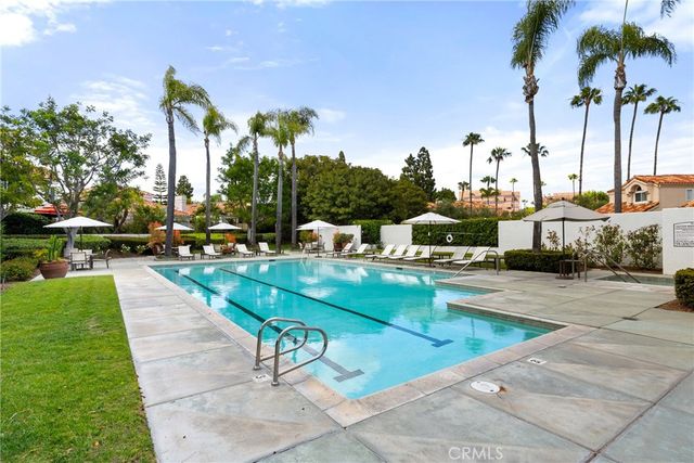 67 Pelican Court, Newport Beach, CA 92660