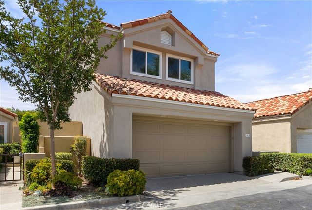 67 Pelican Court, Newport Beach, CA 92660
