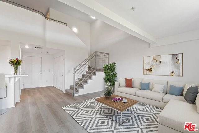 13200 Pacific Promenade 438, Los Angeles, CA 90094
