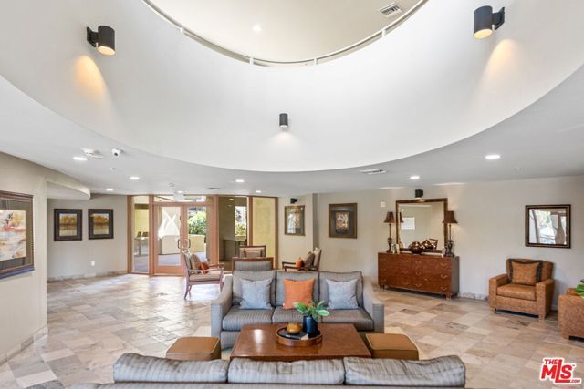 13200 Pacific Promenade 438, Los Angeles, CA 90094