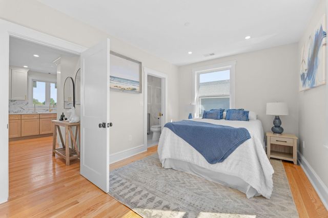 194 Washington Ave 3, Winthrop, MA 02152