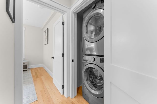 194 Washington Ave 3, Winthrop, MA 02152