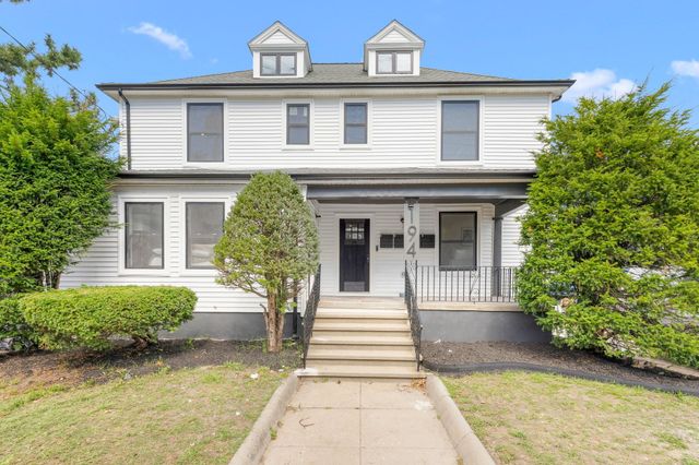 194 Washington Ave 3, Winthrop, MA 02152